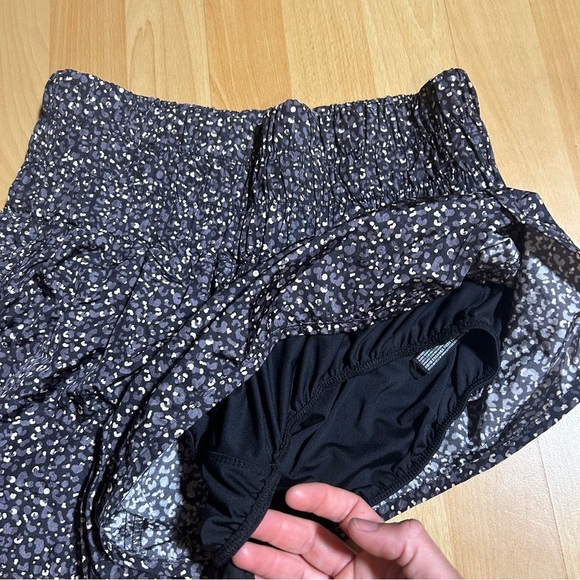 Free People Movement The Way Home Short in Leopard Large Athleisure Workout - Picture 5 of 11